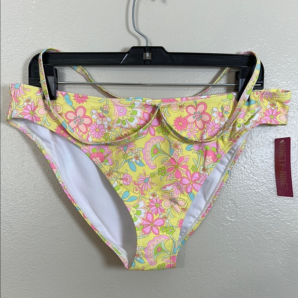 NEW Ninety Nine Degrees Hip‎ Strap Floral Bikini Bottoms